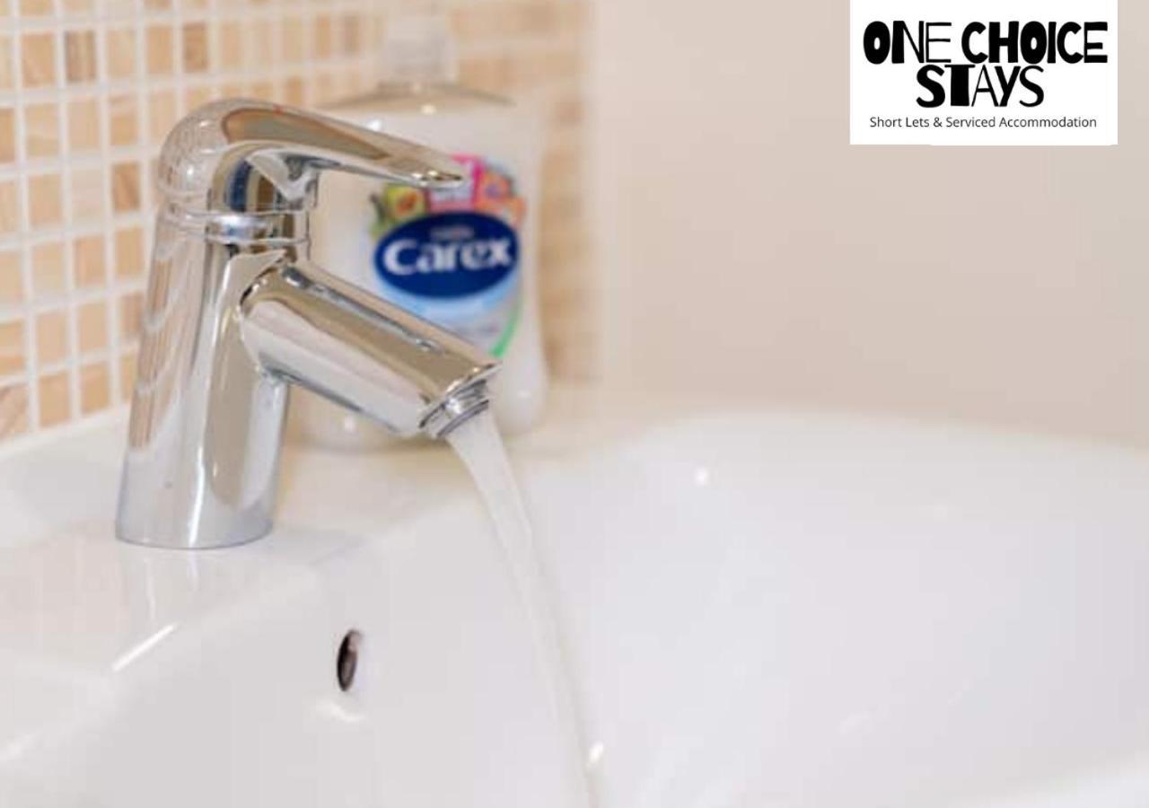 Cosy 2 Bedroom Apartment By One Choice Stays Serviced Accommodation Birmingham - City Centre - Wifi Exterior foto